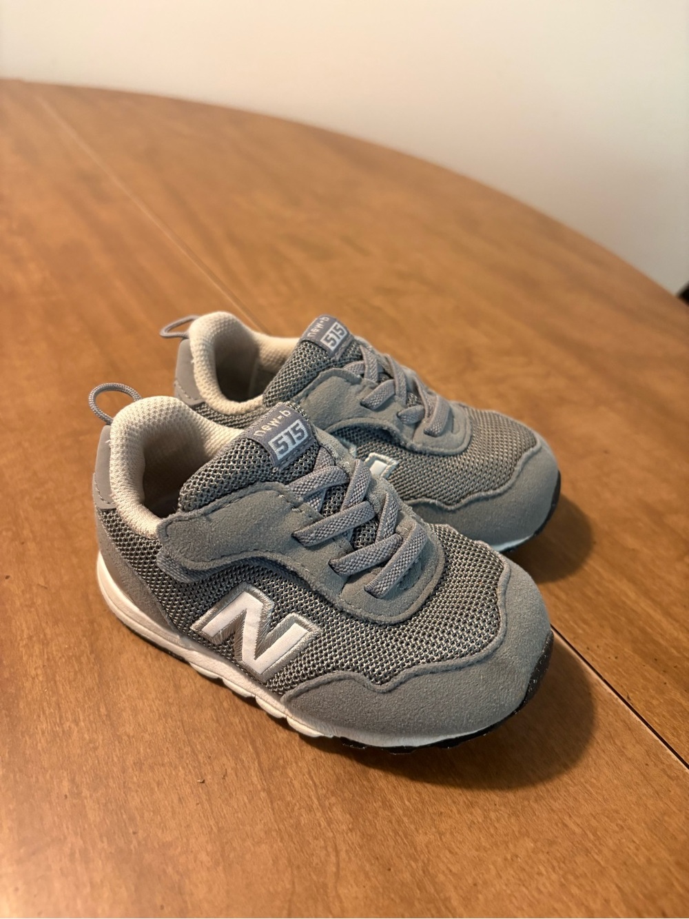 New Balance 515 B Infant Toddler Shoes
Gray Size 5 Hook Loop Closure